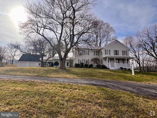 Building Photo - 3010 Fairground Rd Rental