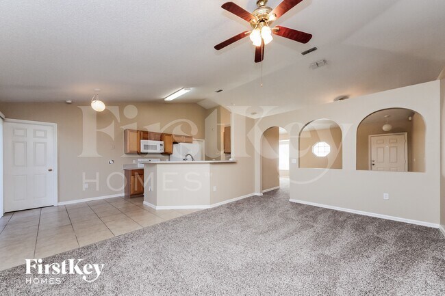 Photo - 917 Delano Ct
