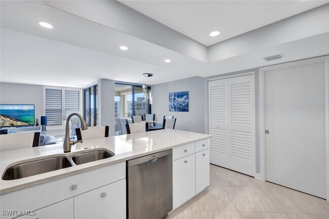 Photo - 3215 Gulf Shore Blvd N Unit 704N