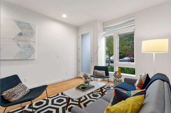 Photo - Modern 3 Bed Townhouse in Seattle | 2 Bath $3,800!!