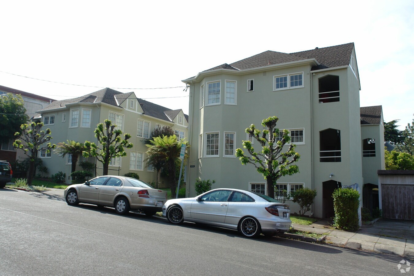 Photo - 2534-2538 Virginia St