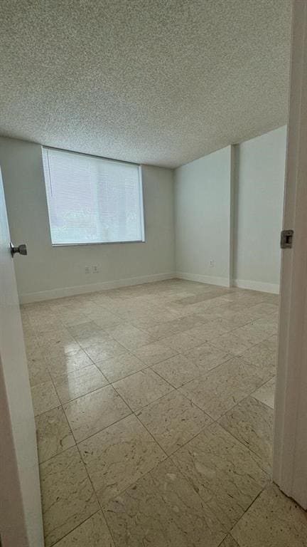Photo - 919 Hillcrest Dr Unit 201