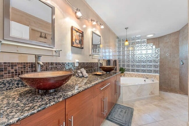 Building Photo - 929 Marble Dr