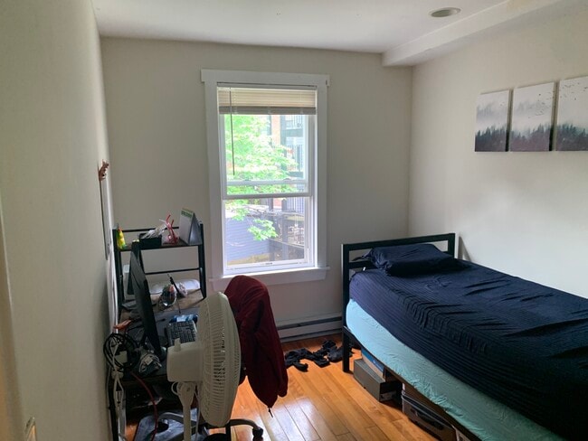 Photo - 96 Hammond St Unit 2