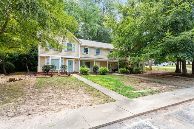 Building Photo - 839 Dalewood Dr Rental