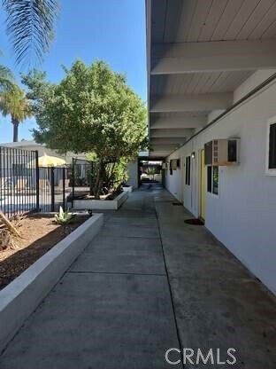 Building Photo - 3581 Chicago Unit E