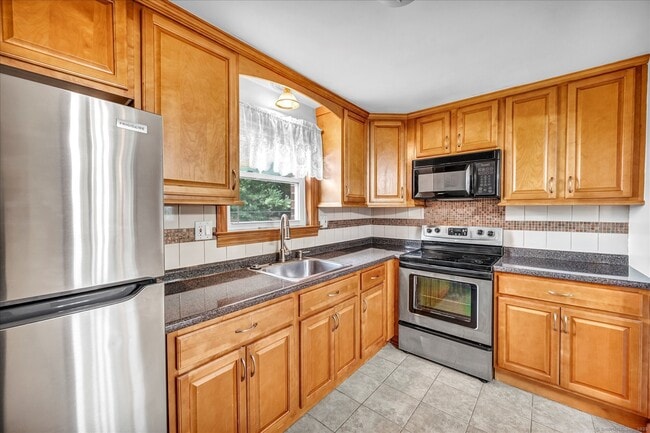 Photo - 26 Colonial Dr Unit APT C