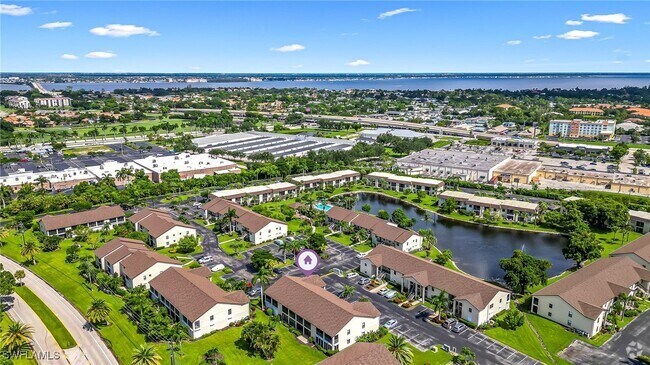 Building Photo - 9275 Lake Park Dr Unit 204 Rental