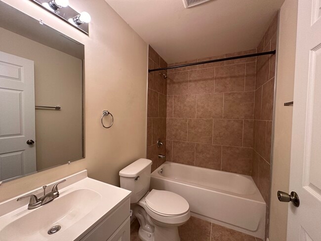 Photo - 4339 SW Santa Barbara Pl