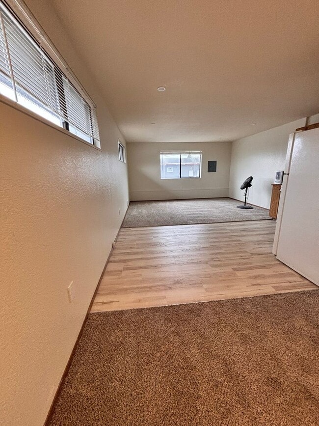 Photo - Howe Family Properties Unidad #4