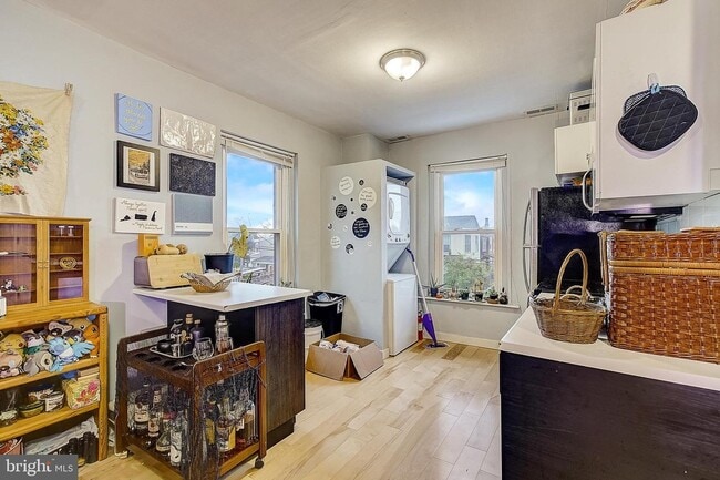 Photo - 517 Green Ln Unit #2