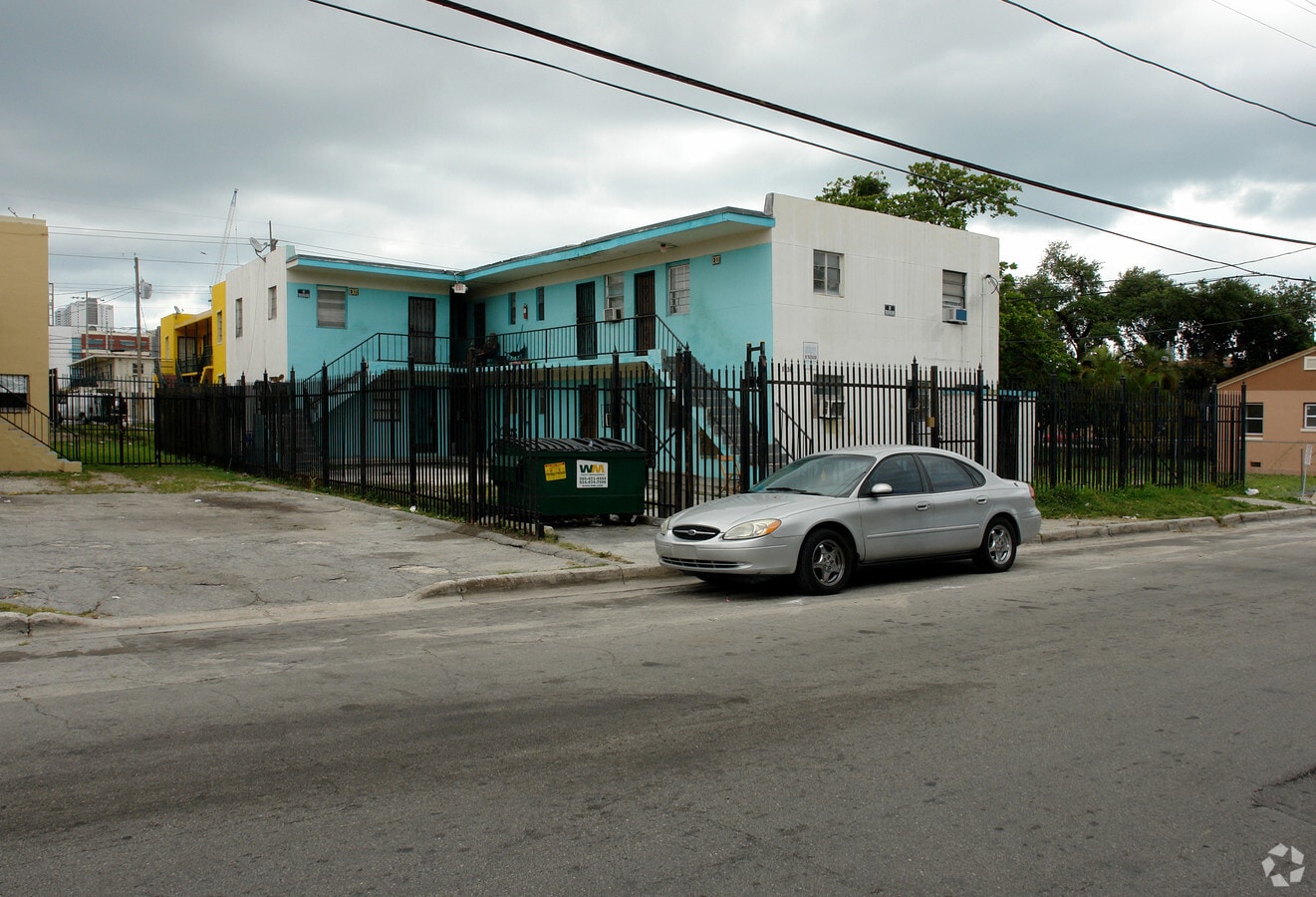 Photo - 1731 NW 1st Pl Apartments