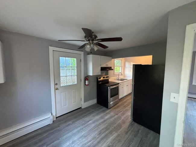 Photo - 42 Maple St