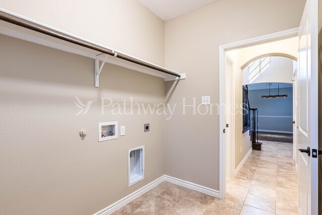 Photo - 119 Highwood Ave