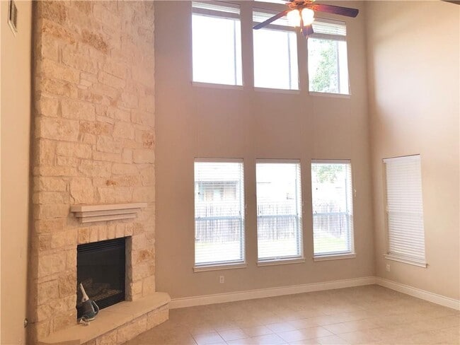 2684 Salorn Way