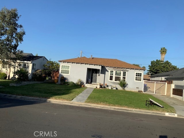 Photo - 10509 Waddell St