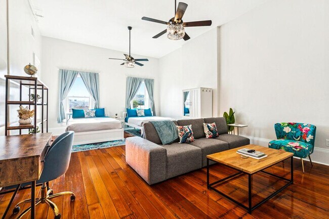 Building Photo - 1725 Robert C. Blakes Sr. Dr Unit ID1338071P