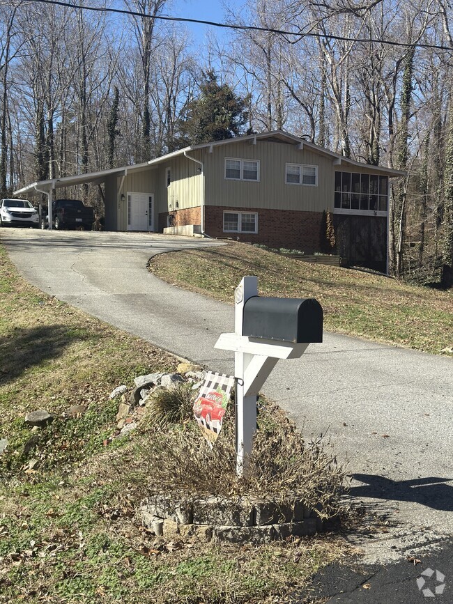 Building Photo - 152 Ledford Cir Rental