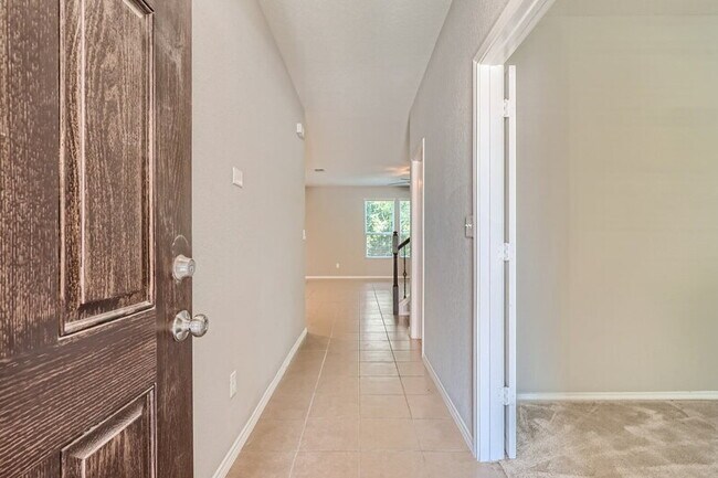 Photo - 13927 Laurel Br
