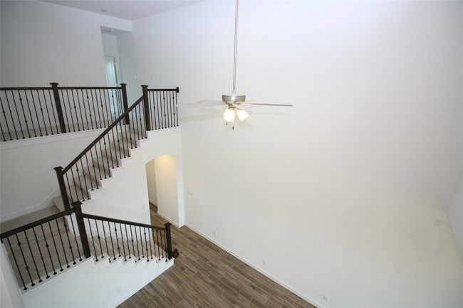 Building Photo - 6527 Scarlet Pond Ln