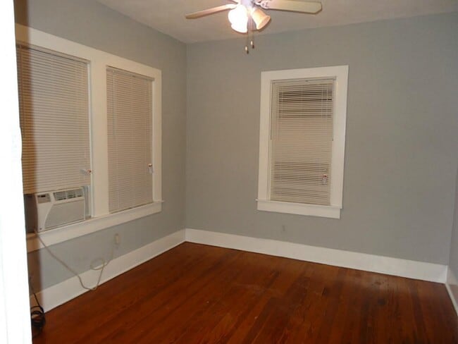 Photo - 1108 Mathis St