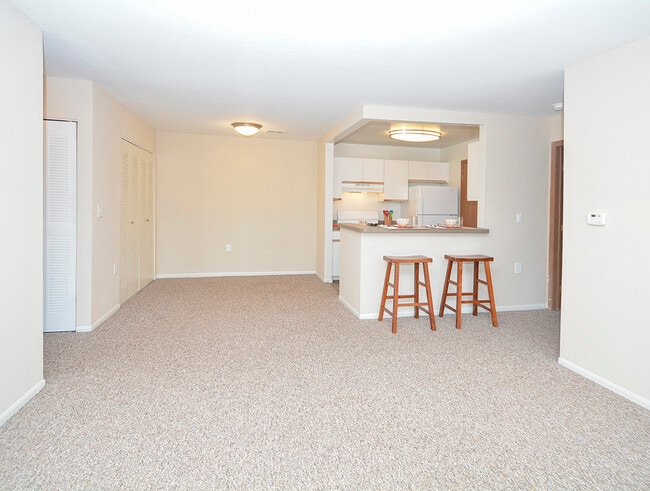 Photo - Green Meadows