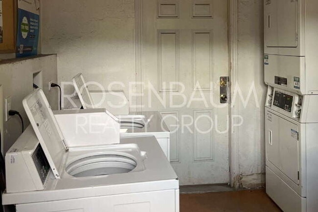 Photo - 770 N Dodge Blvd Unit 11