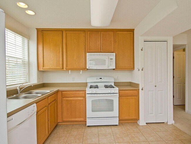124 Trestle Tree Unit AB