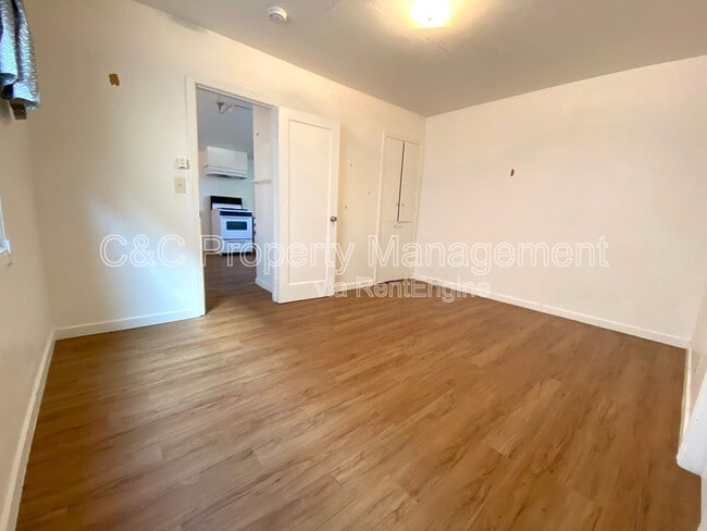Photo - 554 Lighthouse Ave