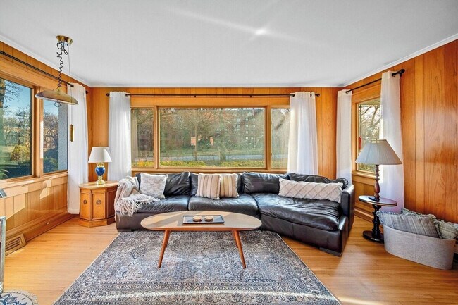 Photo - 2843 Grand Ave Unit ID1285752P