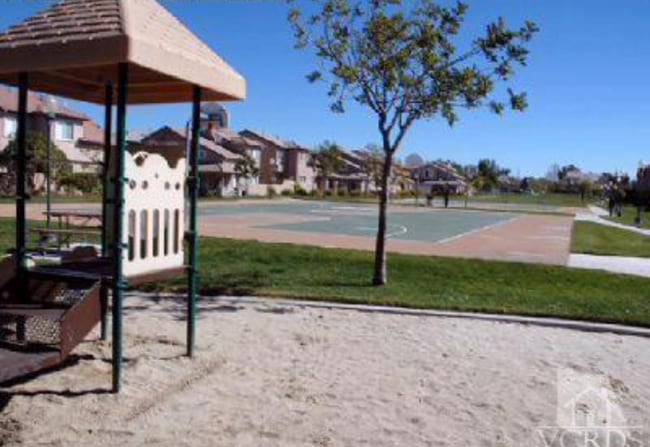 Photo - 285 Midnight Moon Ln