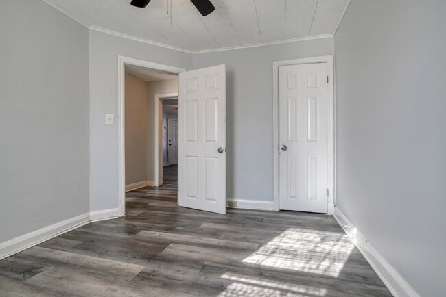 Photo - 4000 Hilton Rd Unit 1