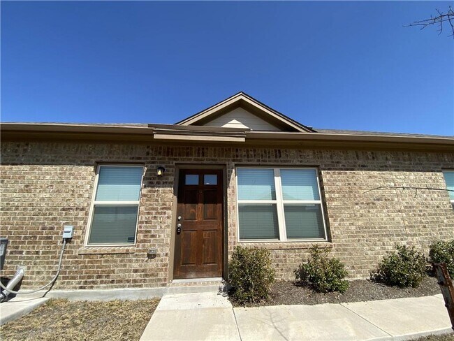 Photo - 2304 S Lakeline Blvd Unit 261
