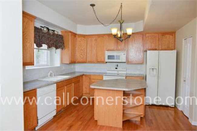 Photo - 2249 Stepping Stones Way