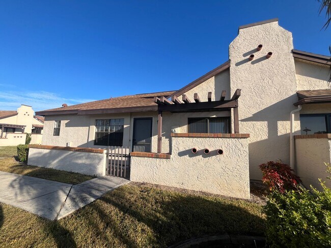 Photo - Available Now 2/2 in Port Charlotte Unit 13100 S McCall Rd #121