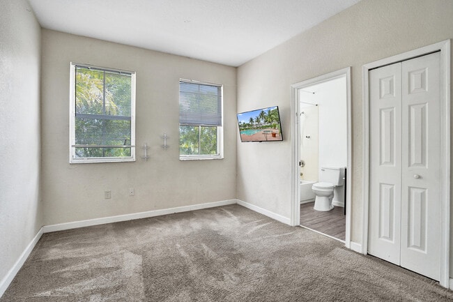 Photo - 3911 Shoma Dr
