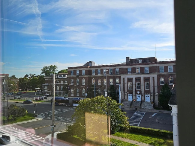 Photo - 5 West St Unit 3