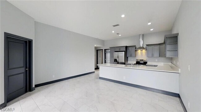 Photo - 1315 NE 8th Pl