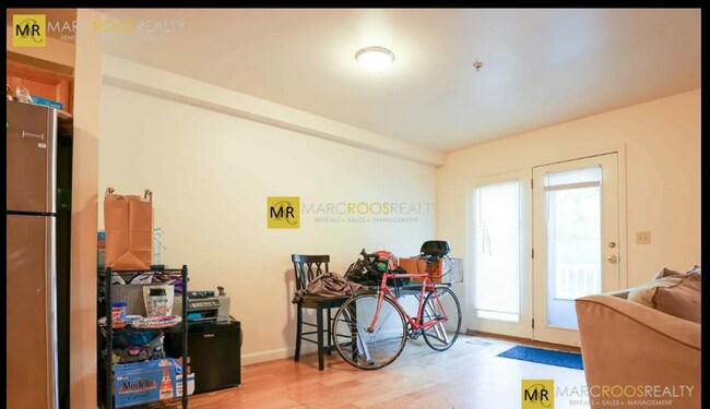 34 Raymond St Unidad T