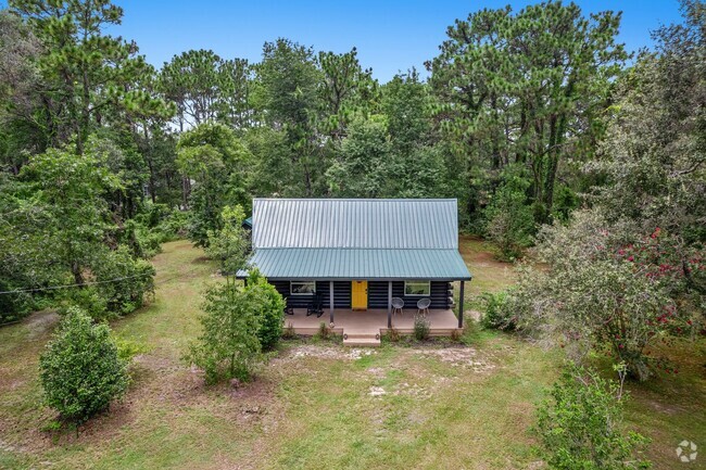 Building Photo - Enchanting Log Cabin for Lease! Rental