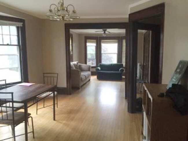 Building Photo - 2958 N Prospect Ave