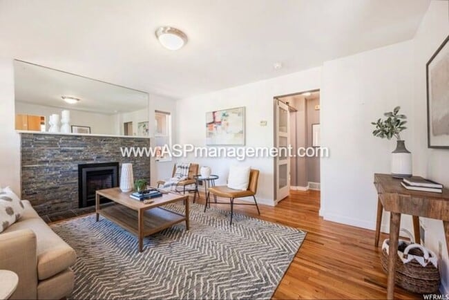 Photo - Harvard/Yale 3 bed 2 bath Brick home