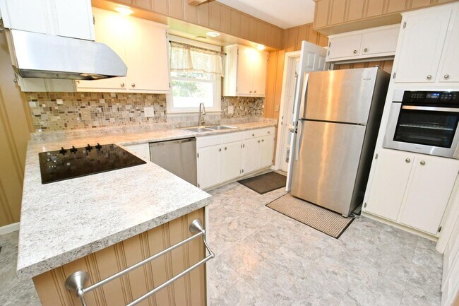 Photo - Winding Brook home in the Penn School Dist...