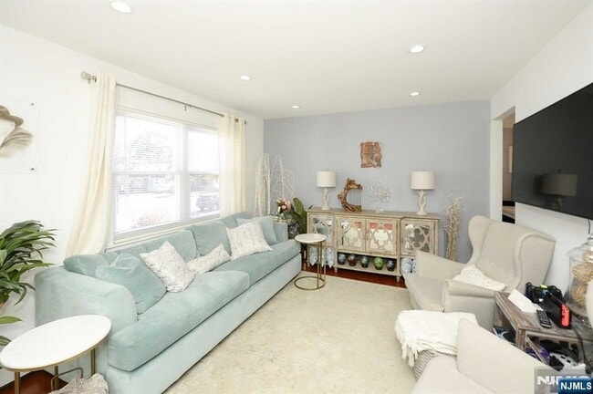 Photo - 38-41 Taylor Road Unit