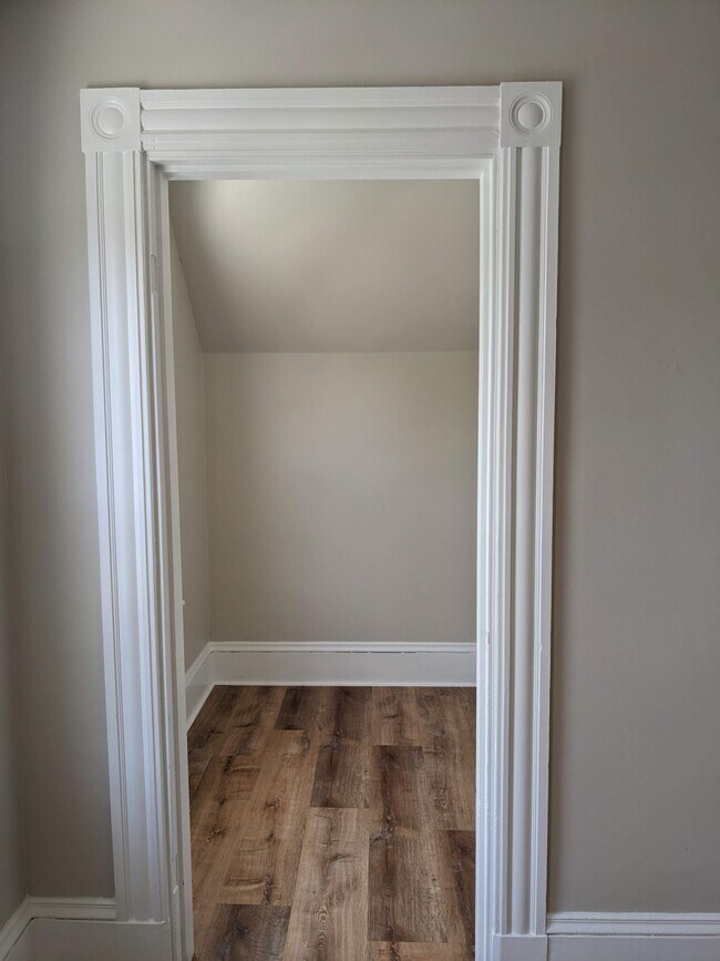 Photo - 56 Clayton St