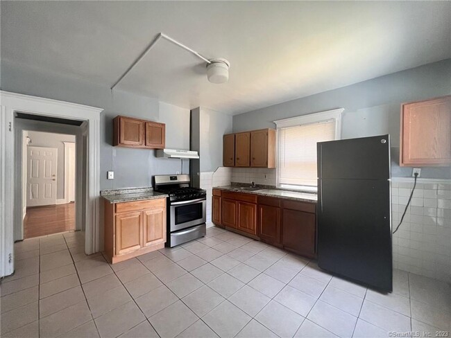 Photo - 819 William St Unit 2