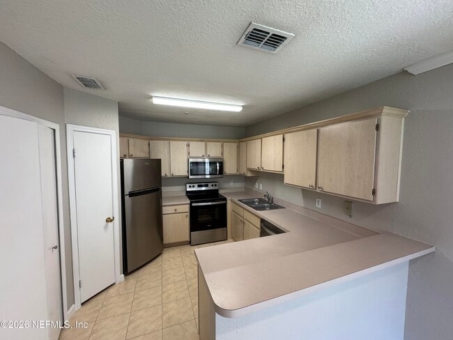 1701 The Greens Way Unit 212