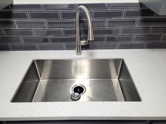 Photo - 200 N Cedar Ave Unit 2