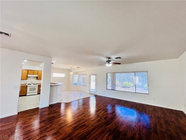 3047 Hickory Valley Rd