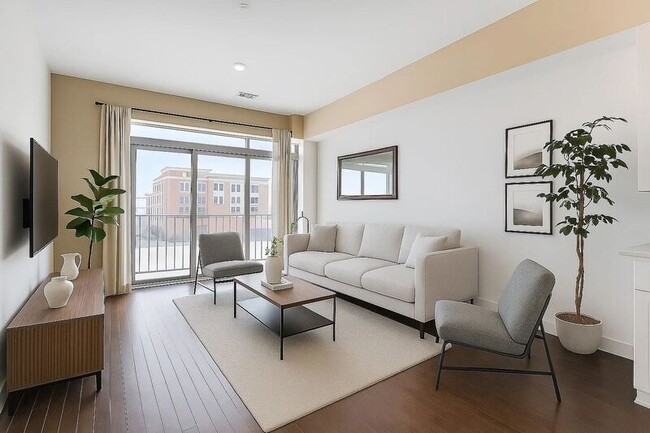 Building Photo - 2407 8th Ave S Unit 409A